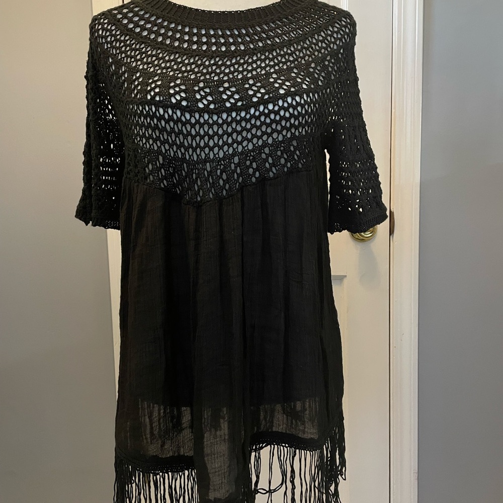 Black Top with crochet on top fringe on bottom